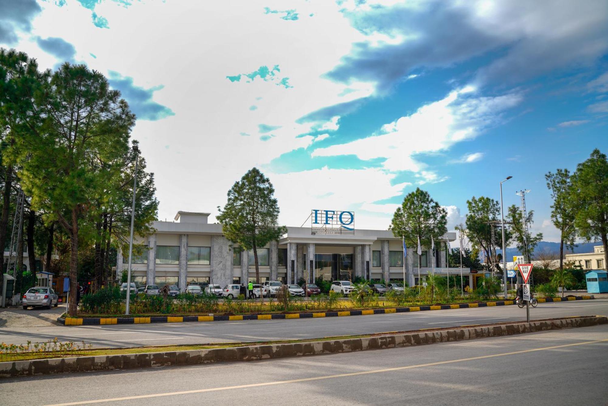 Ifq Hotel & Resort Islamabad Exterior photo