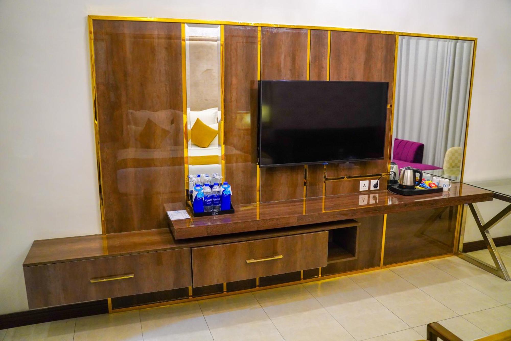 Ifq Hotel & Resort Islamabad Exterior photo