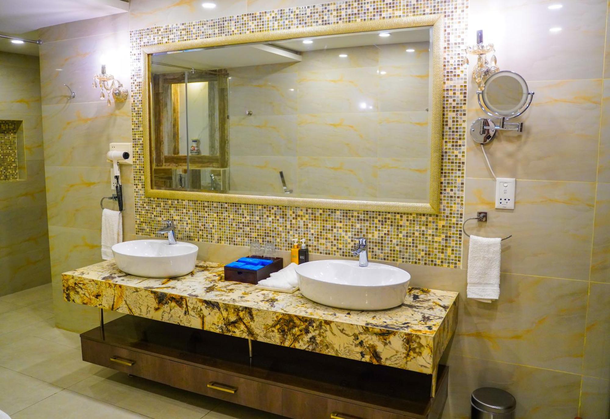 Ifq Hotel & Resort Islamabad Exterior photo